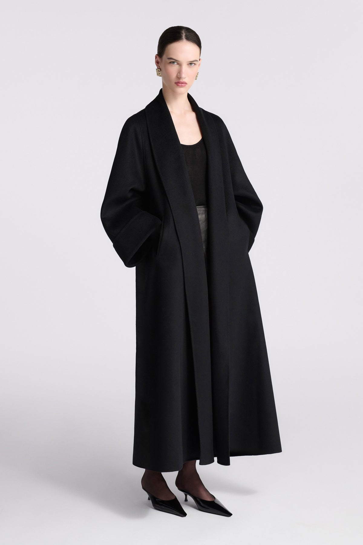 Model is Wearing Nour Hammour Sima Wool Grand Cashmere Coat Black - Three Quarters Open 