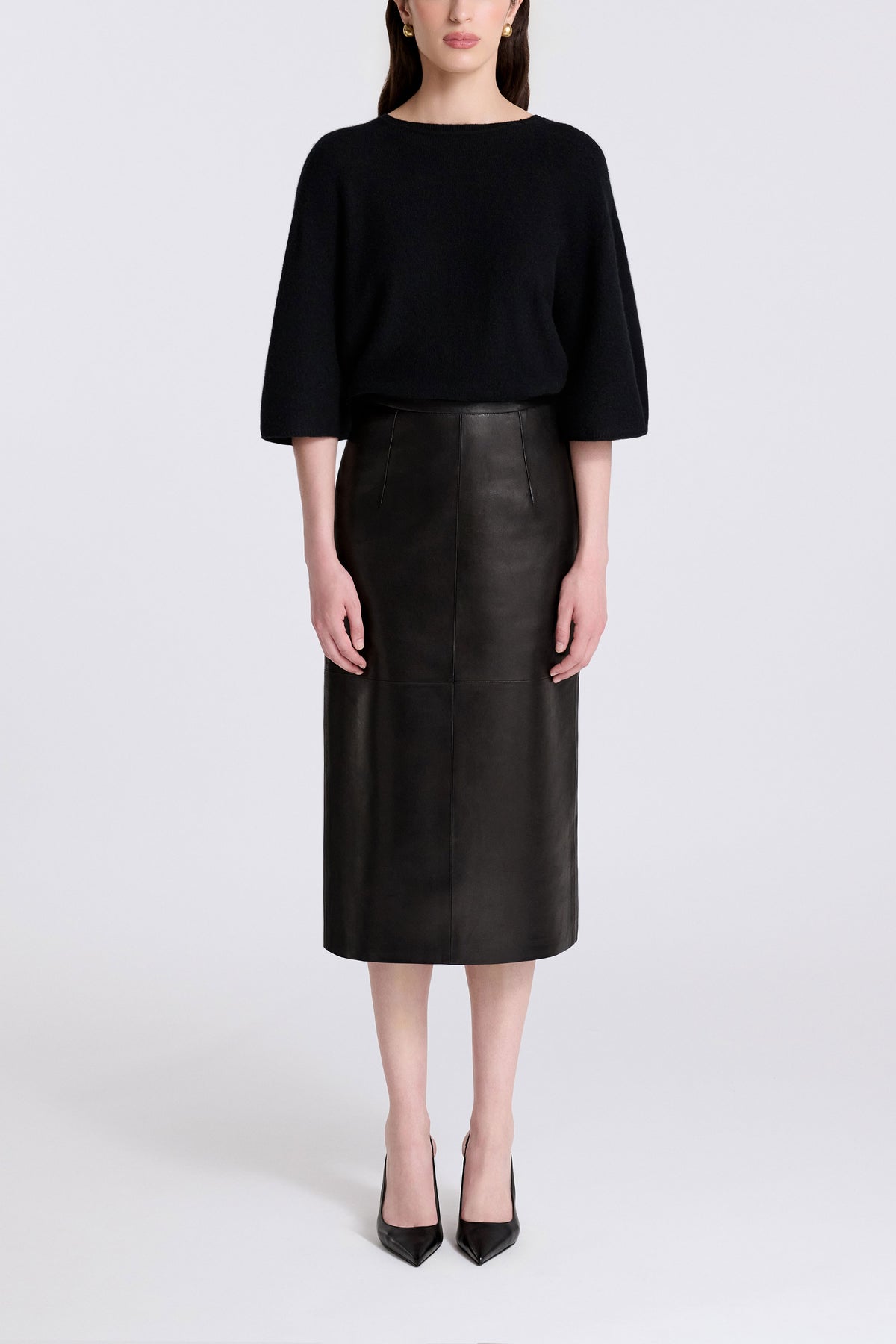 Model is Wearing Nour Hammour Alana Relaxed Midi Skirt Noir Classique - Front