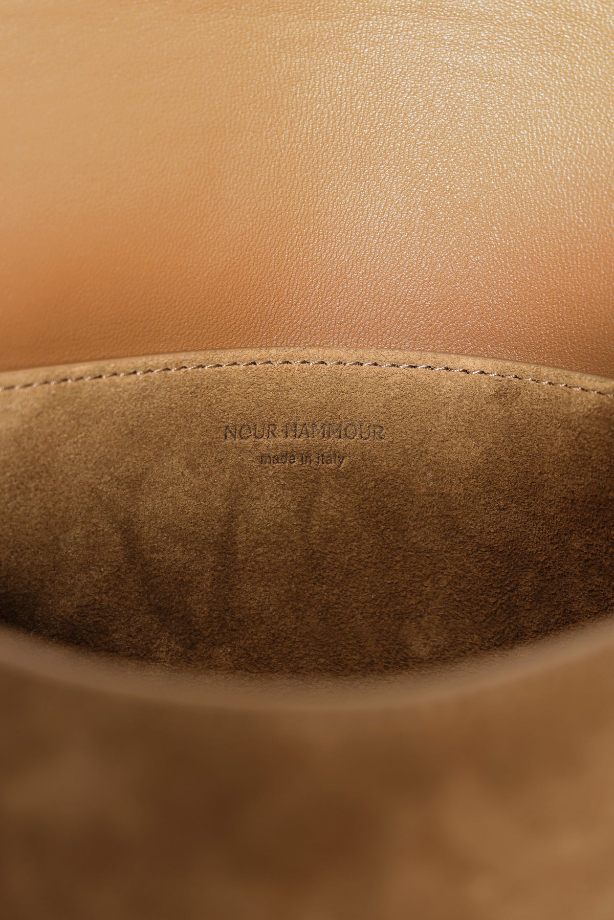 Nour Hammour Amal Everyday Bag Toffee Suede - Detail