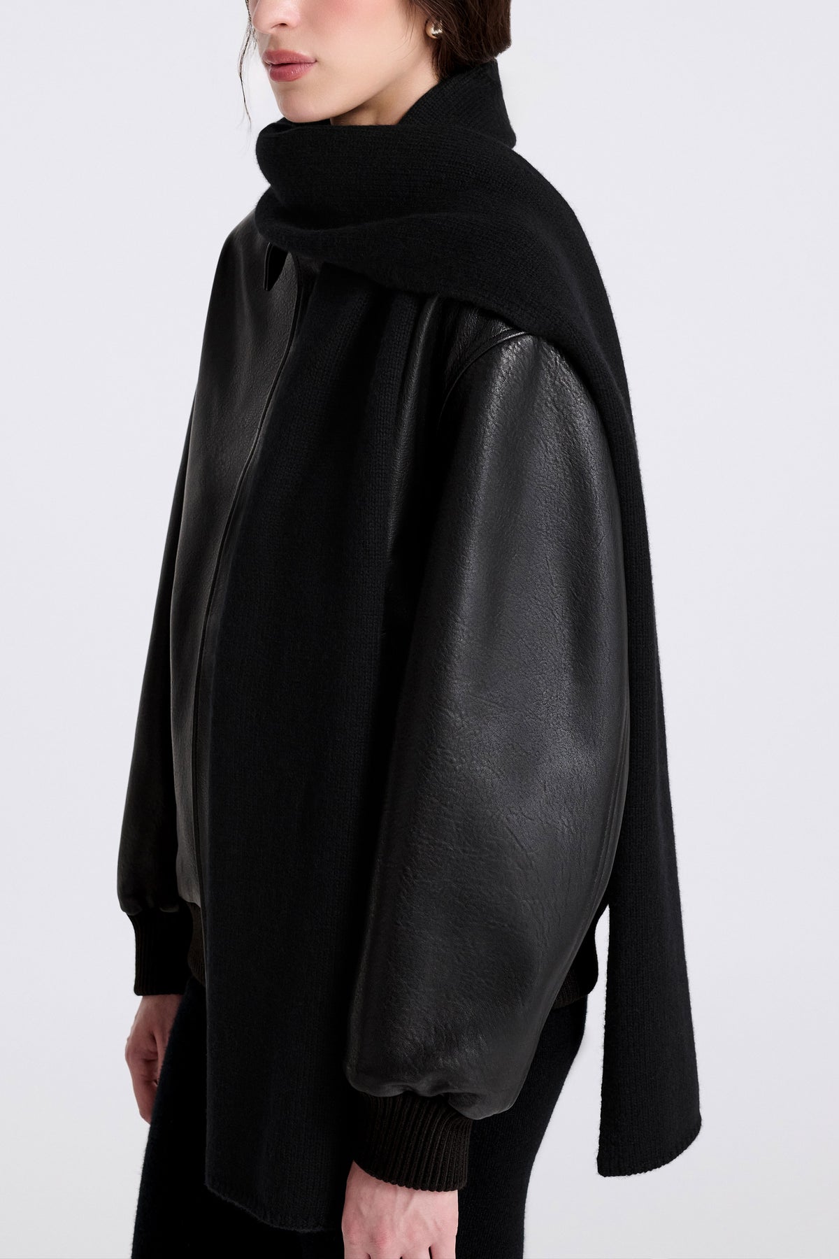 Model is Wearing Nour Hammour Leni Cashmere Scarf Black - Three Quarter