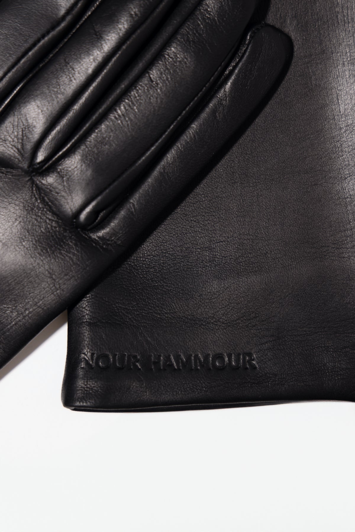 Nour Hammour Elonge Extra Long Leather Gloves Black - Detail