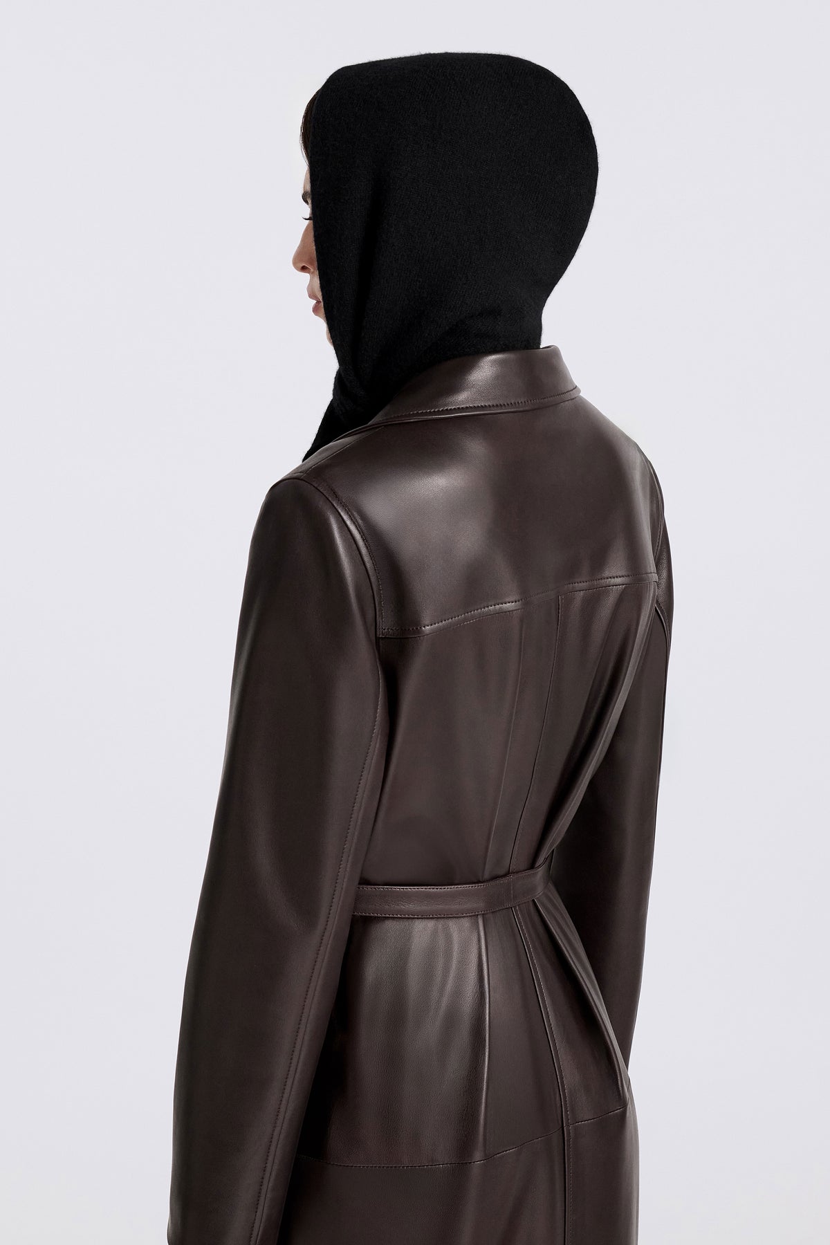 Model is Wearing Nour Hammour Niale Cashmere Foulard Black - Back