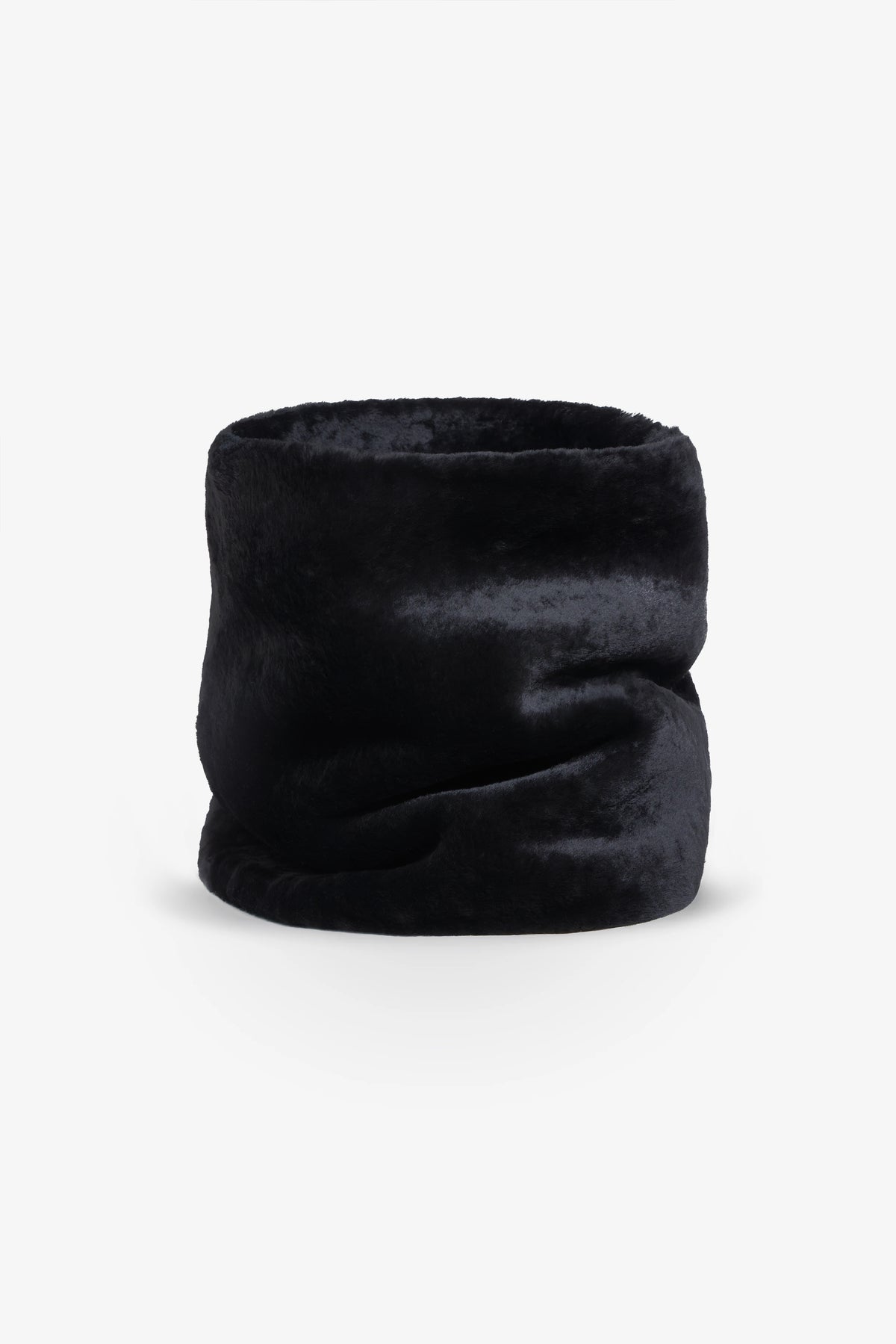 Nour Hammour Neck Cocoon Plush Shearling Scarf Black - Silhouette
