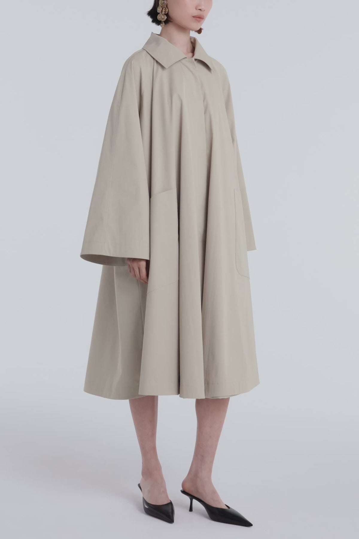 Model is Wearing Nour Hammour Jane Graceful Cotton Coat Desert - Video
