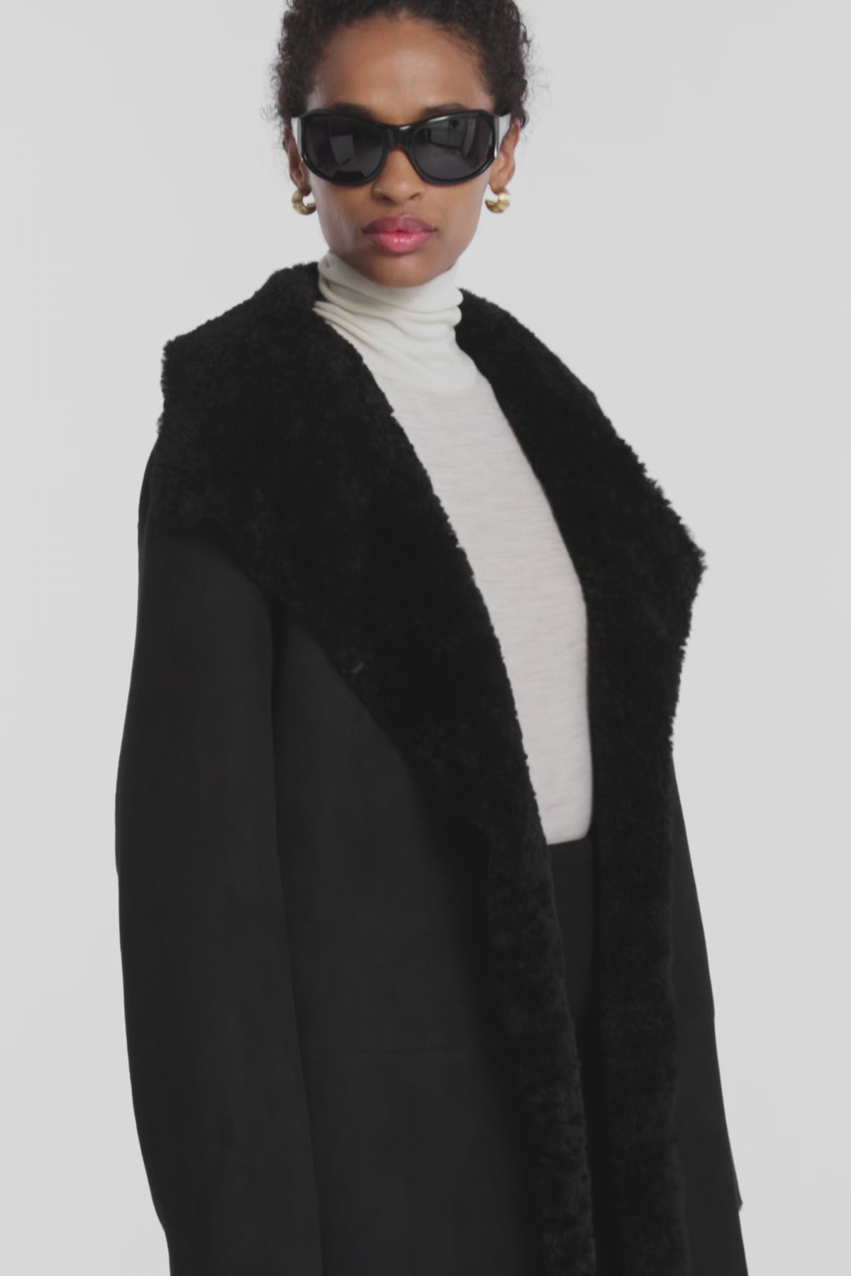 Model is Wearing Nour Hammour Birthday Coat Shearling Blanket Coat Black - Video