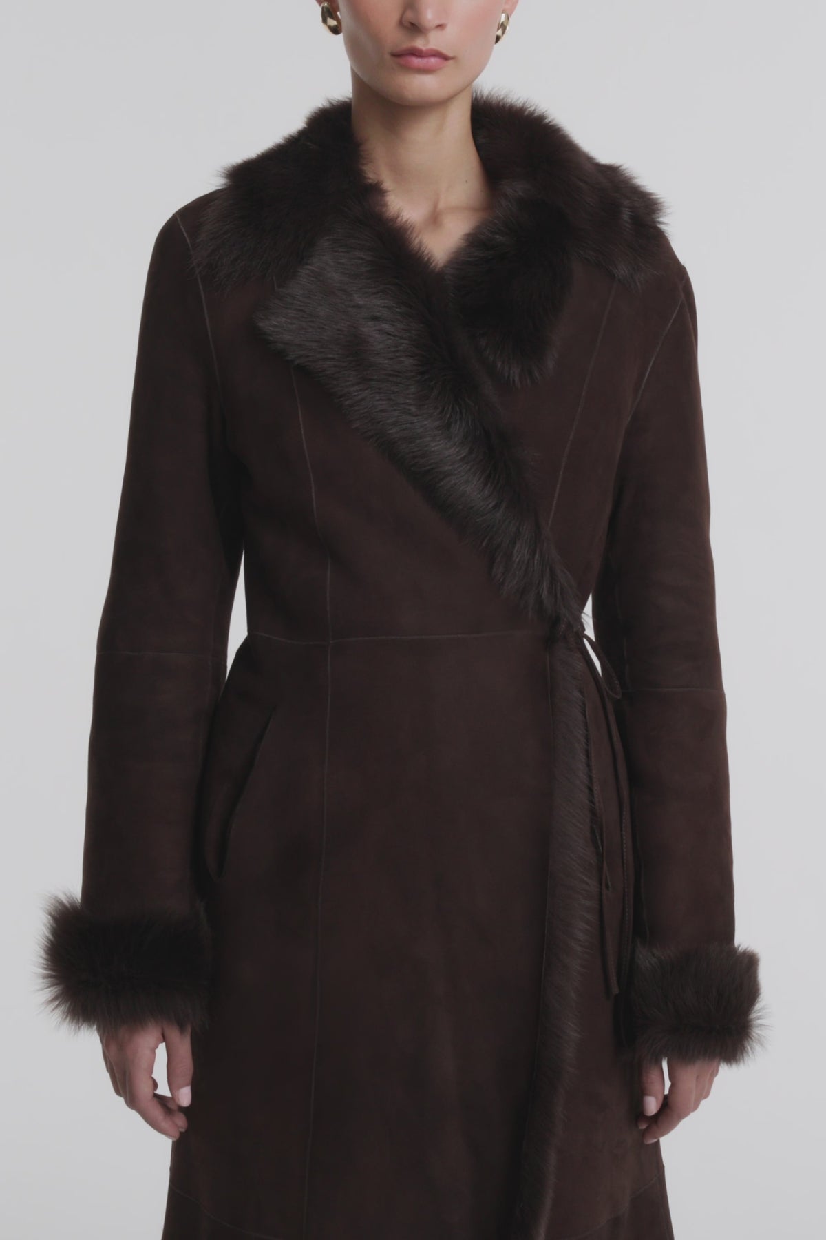 Model is Wearing the Nour Hammour Joni Off-Duty Shearling Essential Coat Affogato 