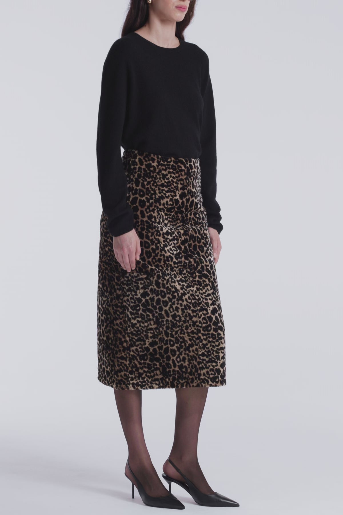 Model is Wearing Nour Hammour Alana Relaxed Shearling Midi Skirt Plush Leopard - Video