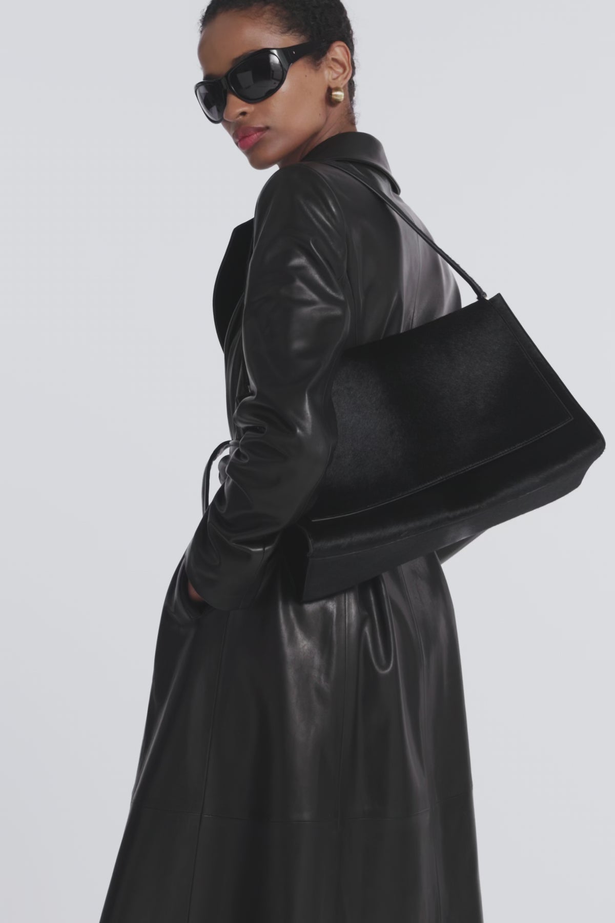 Nour Hammour Amal Everyday Bag Obsidian Black - Video