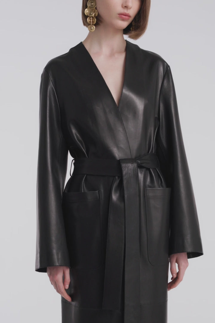 Model is Wearing Nour Hammour Ruelle Collarless Leather Trench Noir Classique - Video